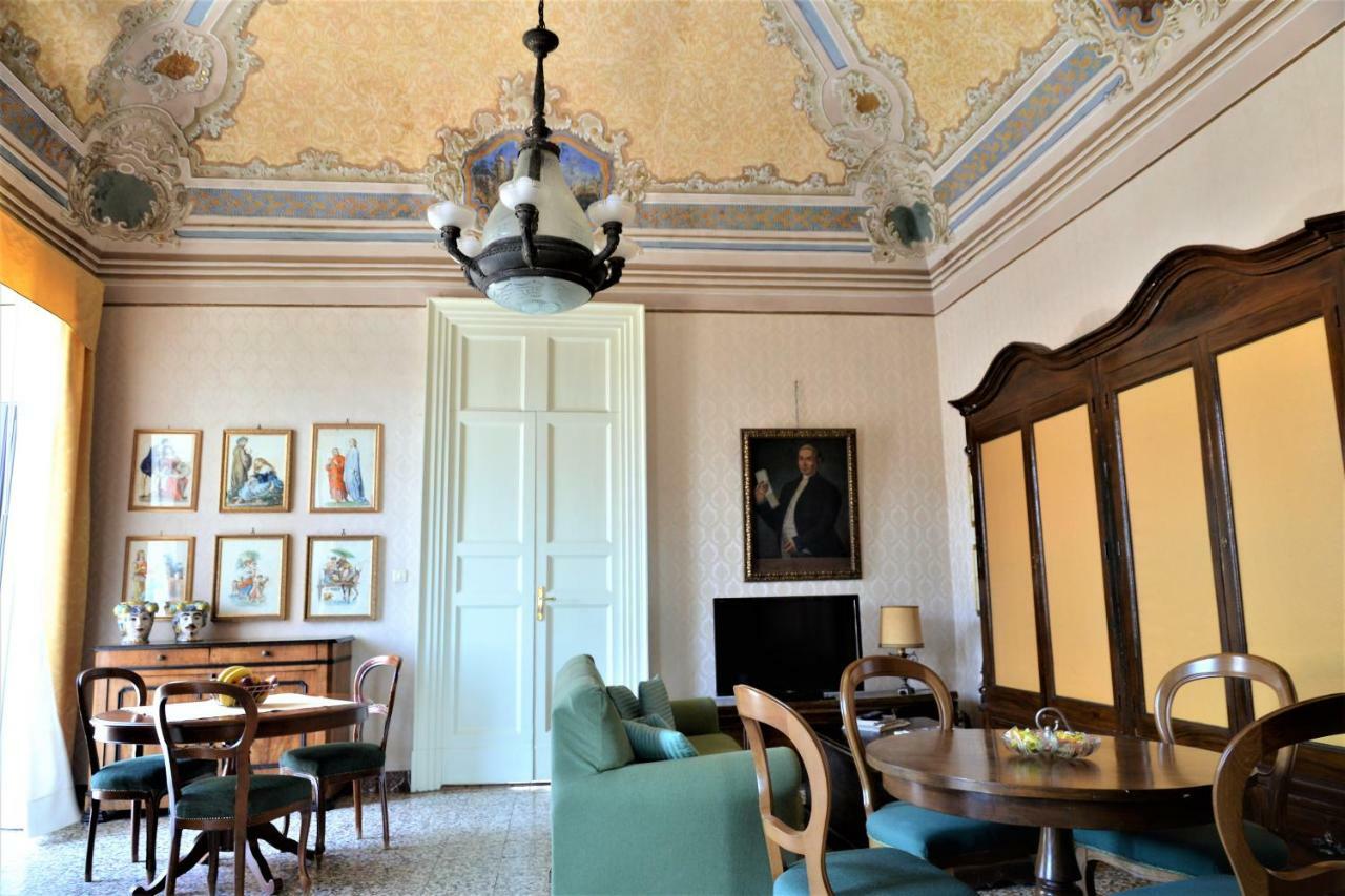 B&B Al Teatro Massimo Κατάνια Εξωτερικό φωτογραφία